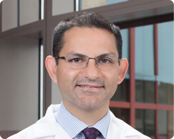Dr. Navin Kapur